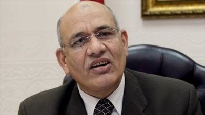 بدء المؤتمر الصحفى للجنة ضرائب الصناعات