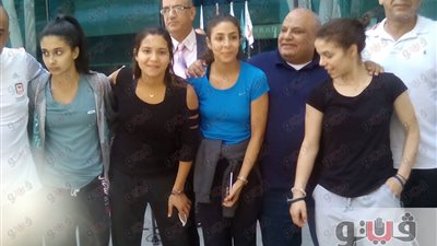 بعثة منتخب ناشئات الإسكواش تصل القاهرة بعد الفوز بكأس العالم