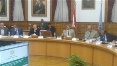 وزير البيئة: شركة النظافة الجديدة ستقدم خدمات مختلفة للمواطنين