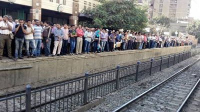 عودة حركة المترو على الخط الأول عقب حادث دهس سيدة بـ«طرة الأسمنت»