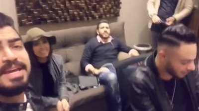 مينا عطا ورنا سماحة يبدعان في غناء «وحشتيني» لعمرو دياب (فيديو)