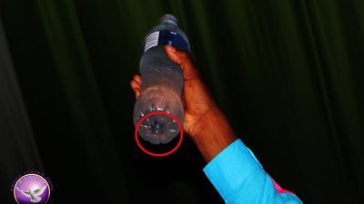 بالصور.. داعية يطلب من أتباعه إثبات عقيدتهم بشرب سم الفئران