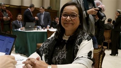 أنيسة حسونة تطالب الحكومة بالكشف عن خطة إنقاذ الهيئات الاقتصادية