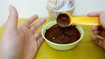 بالفيديو.. معجون الشيكولاتة لتبييض بشرتك في زمن قياسي