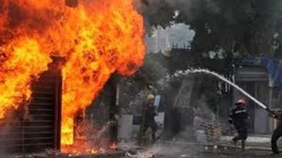 حريق هائل بمخزن للفول السوداني في الشرقية