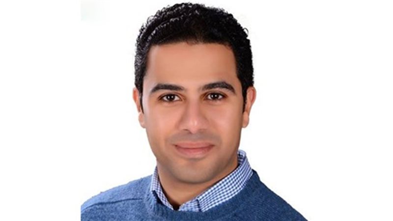 الدكتور مؤمن سعد