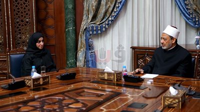 «خلود القاسمي»: مناهج الأزهر تمثل جوهر الإسلام وحقيقته السمحة