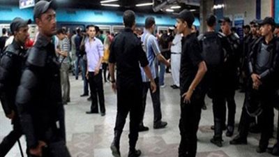 إجراءات أمنية بمحيط مترو الأنفاق تحسبًا لتظاهرات «الأرض هي العرض»