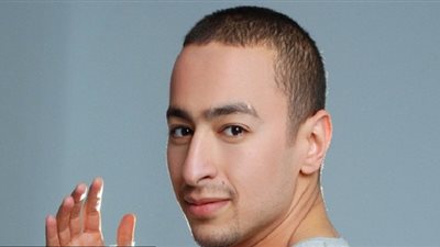 نظر دعوى تتهم حمادة هلال بالاستيلاء على أغنية.. اليوم