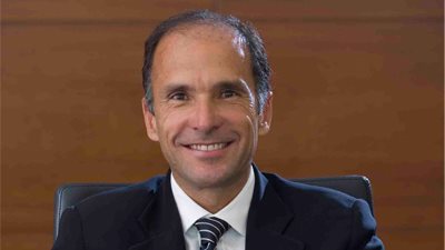 خبير اقتصادي: وزير التموين السابق حذر من ارتفاع أسعار السكر