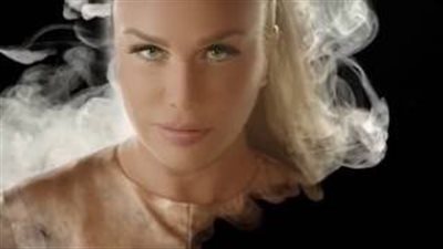 بالفيديو.. نيكول سابا تطرح «مش وقت الكلام»