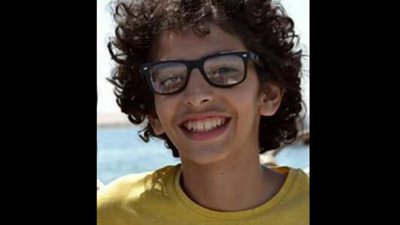 تضارب الروايات في واقعة إصابة «طفل أكتوبر».. رصاصة عشوائية في مشاجرة أصابت «يوسف».. أصدقاؤه: اعتقدنا إصابته في حادث سيارة.. التحريات الأولية: طلقة طائشة من حفل زفاف السبب.. ووالده: