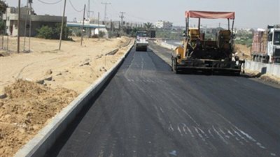 الحكومة تواجه بيزنس الطرق.. أجهزة الدولة تنجح في علاج أزمات طريق شبرا بنها قبل افتتاحه مؤخرا.. إنهاء مشكلة نقص أسفلت المشروع.. التصالح مع أصحاب الأراضي وصرف تعويضات مناسبة