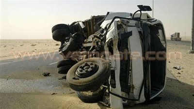 انقلاب سيارة نقل محملة بالبطاطس يغلق نفق سعد الشاذلي