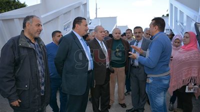 5 ملايين جنيه لشراء 12 سيارة نظافة في دمياط (صور)