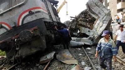 مصادر بالسكك الحديدية: حادث طنطا سببه كسر حافلة لحاجز مزلقان 