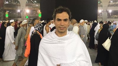 المسلماني يؤدي مناسك العمرة بعد مشاركته في مهرجان الجنادرية