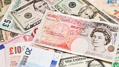 الإسترليني يهبط مع رفض طعن على الخروج من الاتحاد الأوروبي