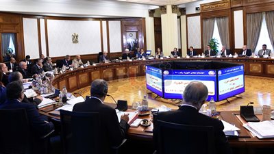 عام متميز للكرة المصرية.. وزير الرياضة: عودة الجماهير بعد تقسيم الأندية ٤ مجموعات.. تحديد المباريات الودية للمنتخب في شهر ديسمبر.. وطرح ٥٠ ألف تذكرة لمباراة الأهلي والنجم الساحلي