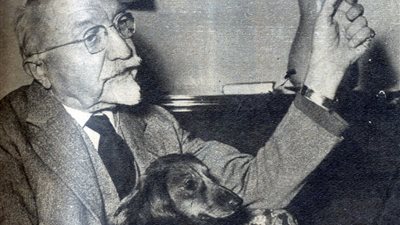 «نسر» أذكى كلب بوليسي في العالم