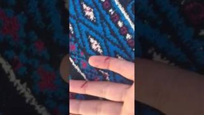 بالفيديو.. معلمة سعودية تعتدى على طالبة بالضرب المبرح