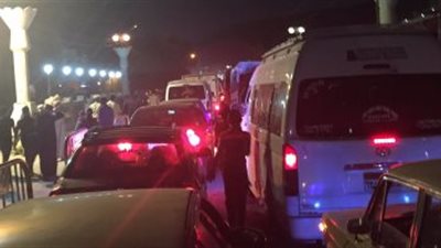 زحام مروري بالطريق الزراعي بعد غلق صحراوي المنيا بسبب سوء الطقس