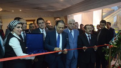 وزير الصحة: نشجع الاستثمار الأجنبي وندعم الصناعة الوطنية