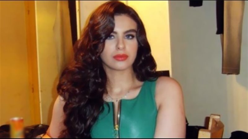 الفنانة نهلة زكى