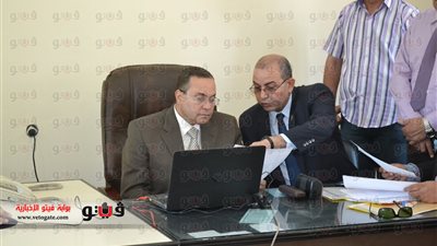 بالصور.. محافظ الإسماعيلية يتفقد الكنترول المركزى لامتحانات الثانوية