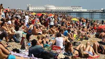 موجة حارة تضرب بريطانيا