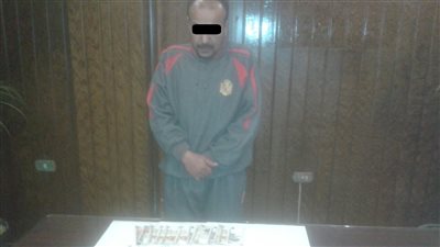 ضبط مسجل خطر سرق 40 ألف جنيه من داخل سيارة في المعادي