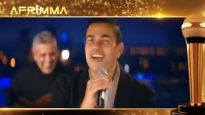 عمرو دياب أفضل مطرب في شمال أفريقيا للمرة السابعة