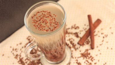 مشروب بذور الكتان بالمرمرية وحبة البركة لإذابة دهون الأرداف