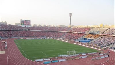 «ديتشا» يتمسك بإقامة لقاء الزمالك على استاد القاهرة