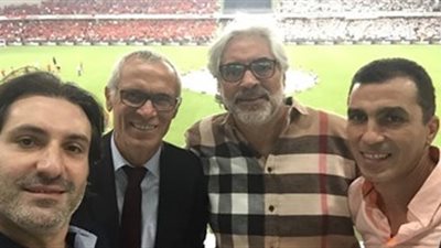 رباعي جهاز المنتخب يصلون الإمارات لمراقبة السوبر