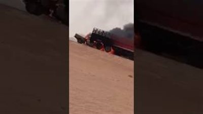 بالفيديو.. لحظة اندلاع النيران في سيارة ووفاة سائقها بالسعودية