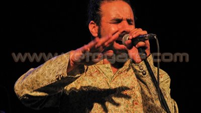 بالفيديو والصور.. المتعة بالإنشاد الصوفي مع «منير طرودي» في «الجنينة»