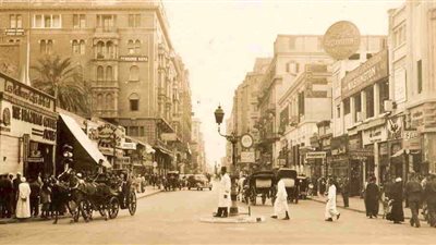238 محلا وشركة في شارع عماد الدين عام 1958