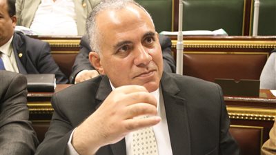 وزير الري: توفير المياه للشرب أهم من زراعة الأرز