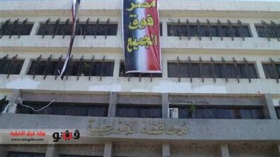 إضراب موظفة عن الطعام بعد اتهامها لمسئول بـ