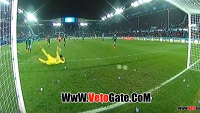 ريـال بيتيس يفوز على ديبورتيفو ألافيس بثلاثية (فيديو)