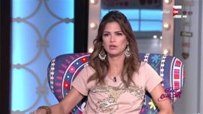 بالفيديو.. أهمية الطماطم في العناية بالبشرة