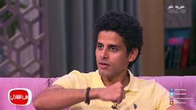 بالفيديو.. حمدي الميرغني: «علي ربيع أكتر واحد بيفهم كورة في مسرح مصر»