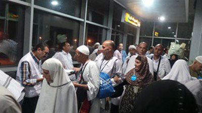 «مصر للطيران»: نقل 160 ألف معتمر منذ انطلاق موسم العمرة