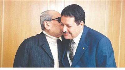 لقاء القرن بين صاحبي نوبل محفوظ وزويل