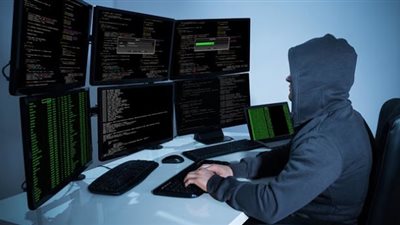 ألاعيب إلكترونية للتدخل في الانتخابات بكل دول العالم.. اختراق بيانات الناخبين وسيلة لحسم النتائج.. حملات تضليل ومعلومات مزيفة بالإنترنت.. وقرصنة «الإيميل» ضمن القائمة