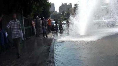 انقطاع المياه عن وسط الإسكندرية بسبب انفجار ماسورة