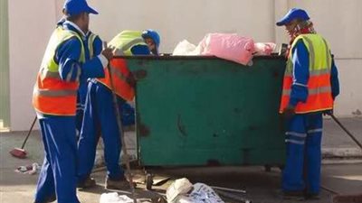 عمال نظافة المحلة الكبرى يعلقون إضرابهم عقب بحث مطالبهم