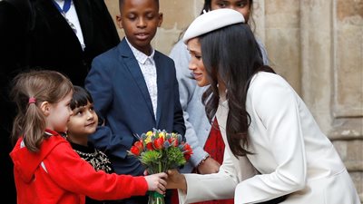 خطيبة الأمير هاري تشارك بأول قداس مع الملكة إليزابيث (صور)