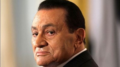 أبرز 5 محطات في حياة «مبارك».. تنصيبه قائدا للقوات الجوية في 1969.. الفوز بمنصب الرئاسة لـ5 فترات تنتهي 2005.. تعرض لمحاولتين اغتيال.. عوقب بالسجن 3 سنوات في «القصور».. والبراءة من